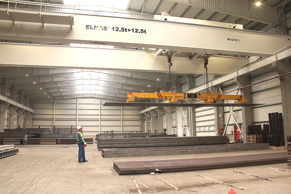 Production of overhead travelling cranes - Elmas Brașov